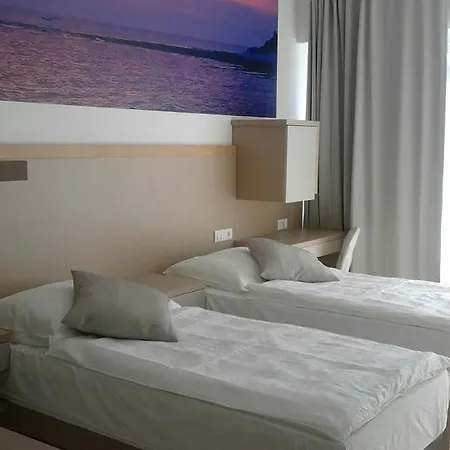 Jurman Guest house 2*
