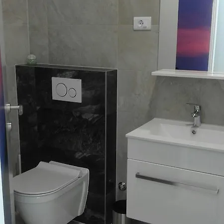 Guest house Jurman 2*